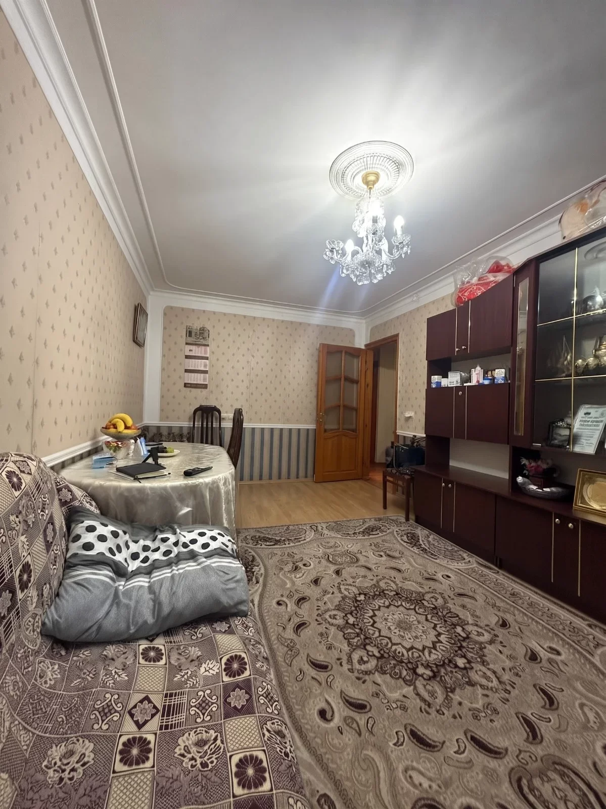 Satılır 3 otaqlı, m.Xalq.Dostluğu