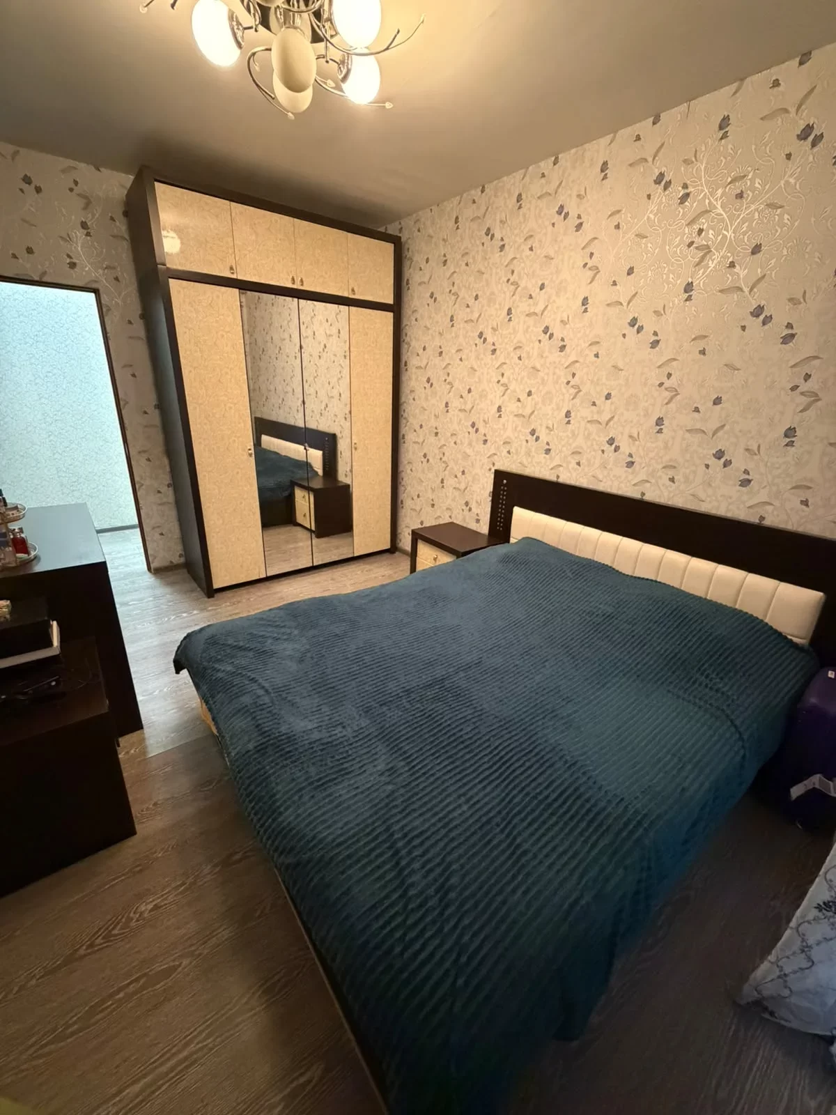 Satılır 2 otaqlı, m.Xalq.Dostluğu