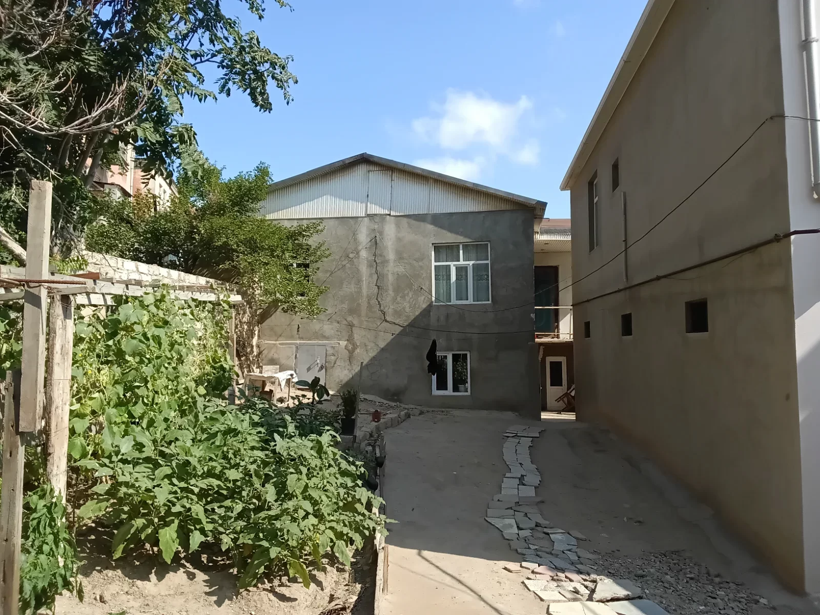 Satılır həyət evi, NZS qəs.