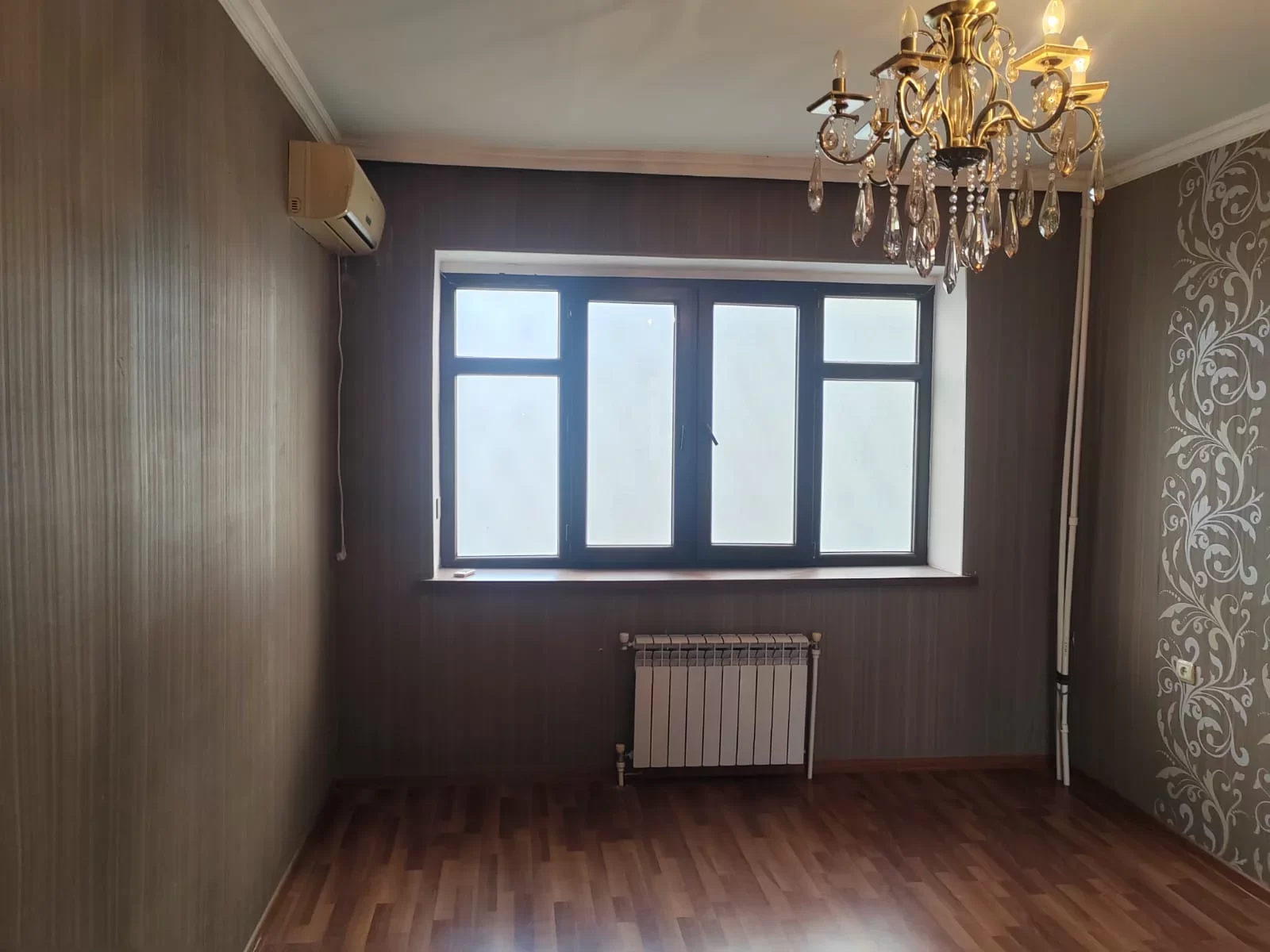 Satılır 4 otaqlı, Bakıxanov qəs.
