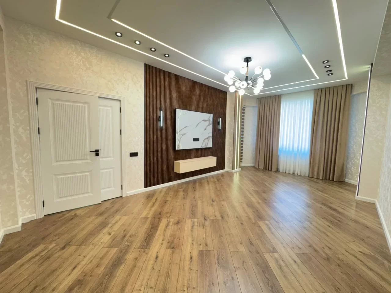 Satılır 2 otaqlı, m.Xalq.Dostluğu