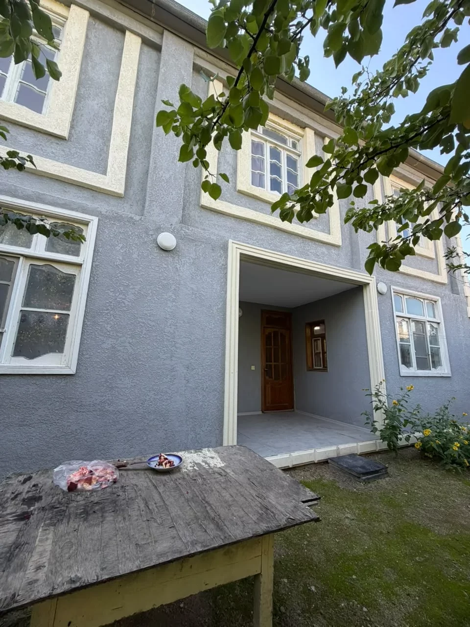Maştağa qəsəbəsində 5 otaqlı ev satılır — Satılır