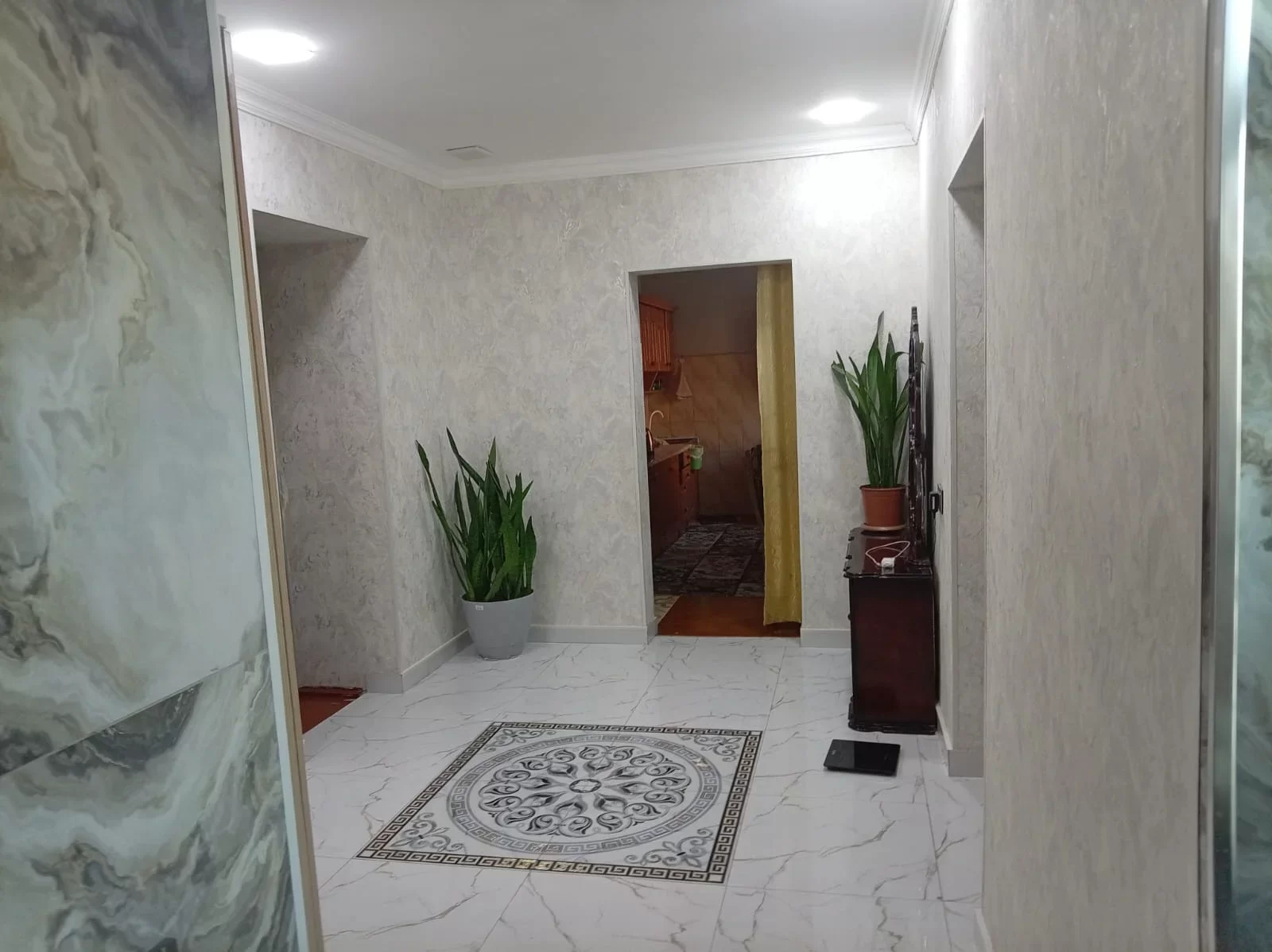 Buzovnada ev satılır