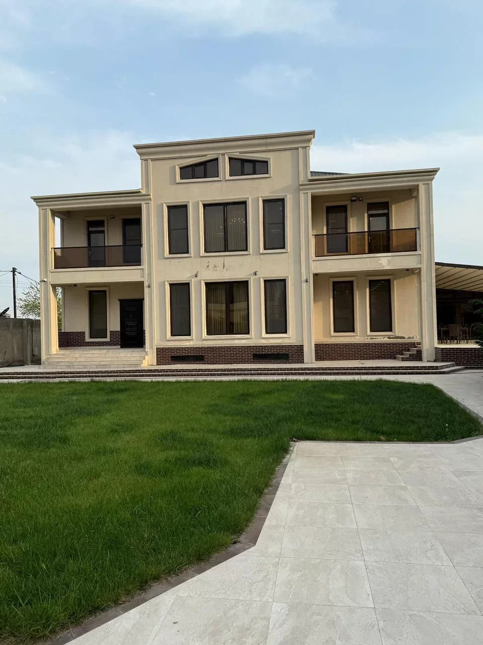 Satılır həyət evi, Xırdalan