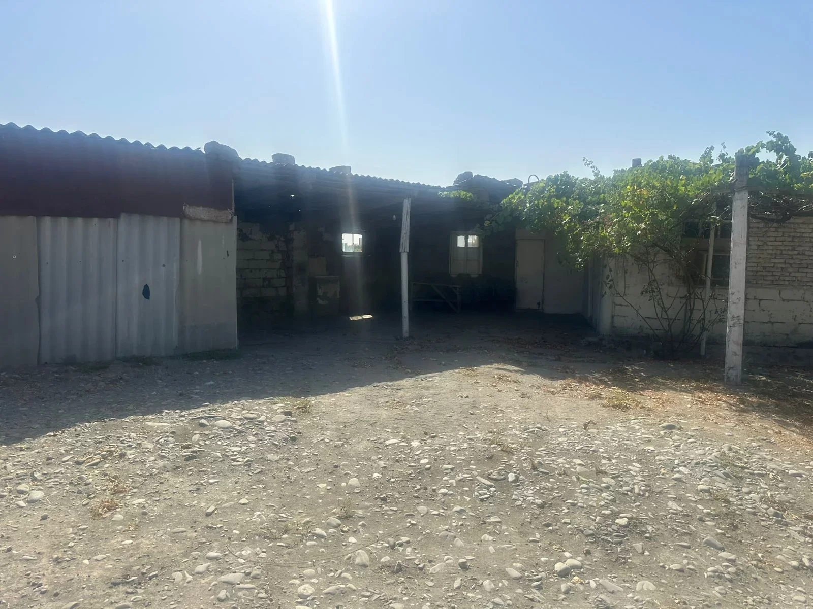 Satılır torpaq, Göyçay