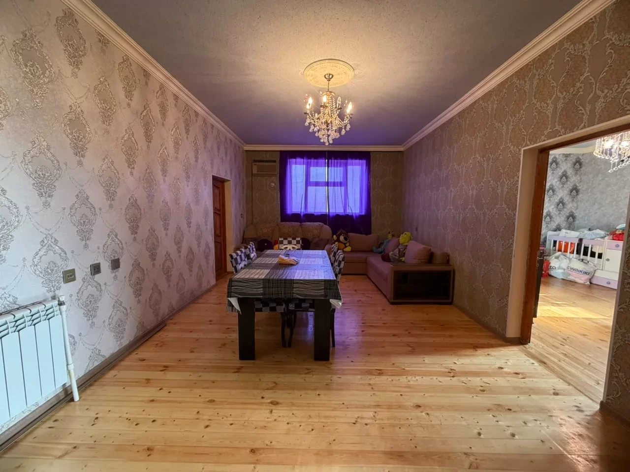 Maştağa qəsəbəsində 5 otaqlı ev satılır