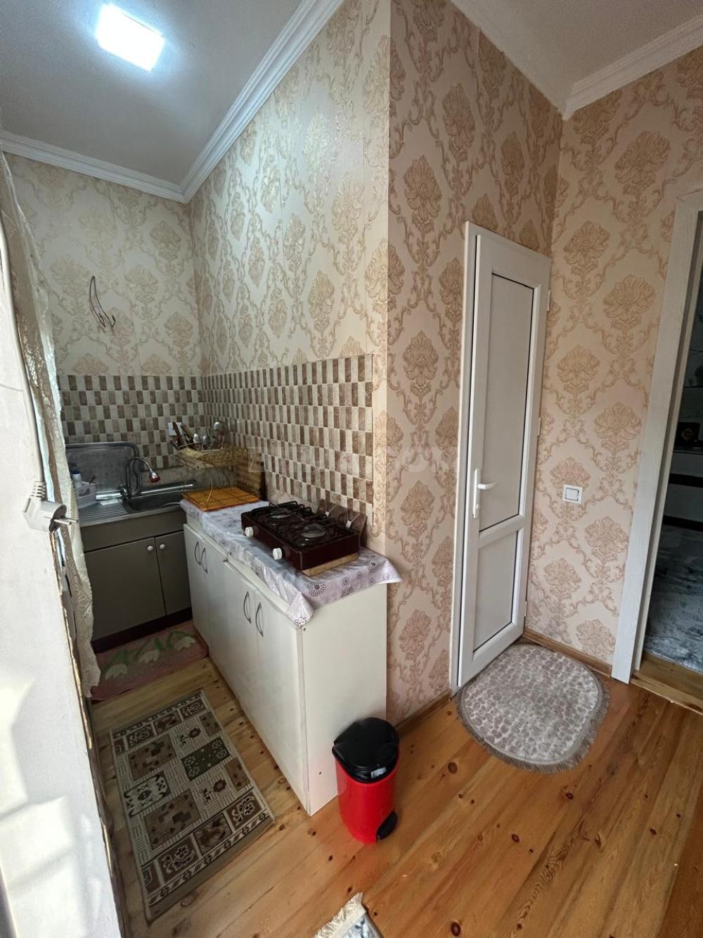 Satılır həyət evi, Biləcəri qəs.