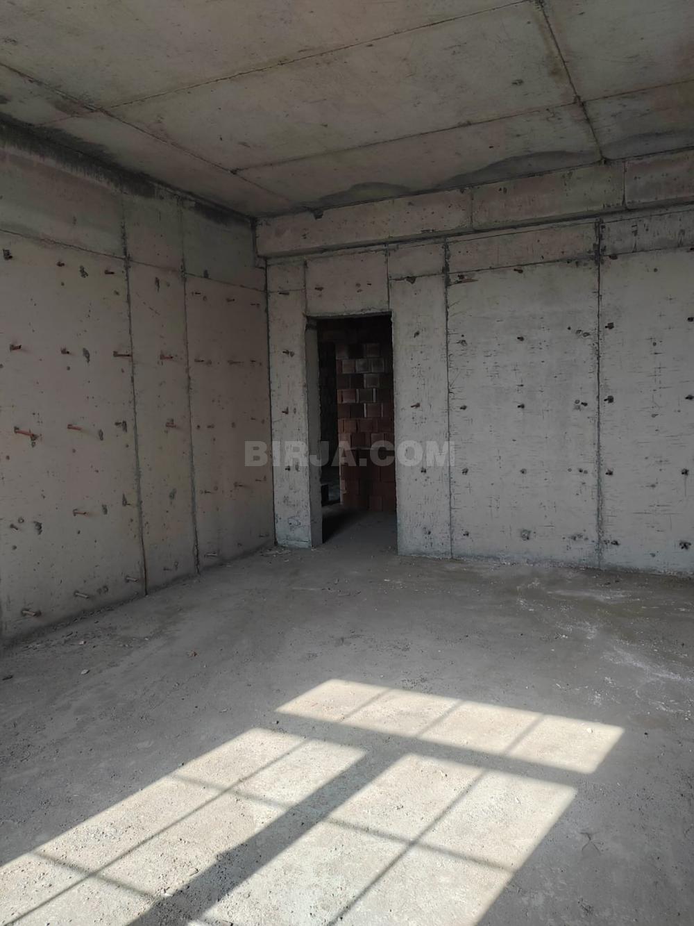 Satılır 4 otaqlı, Bakıxanov qəs.