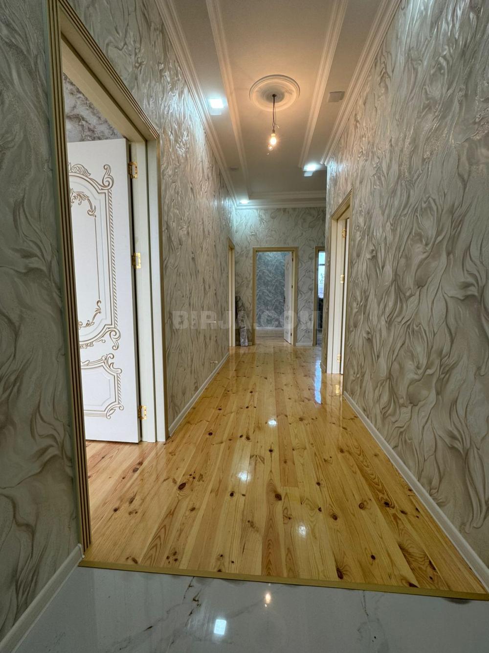 Biləcəridə 4 otaqlı həyət evi satılır