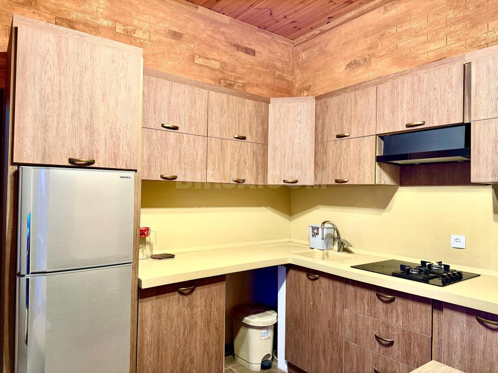 Buzovnada ev satılır