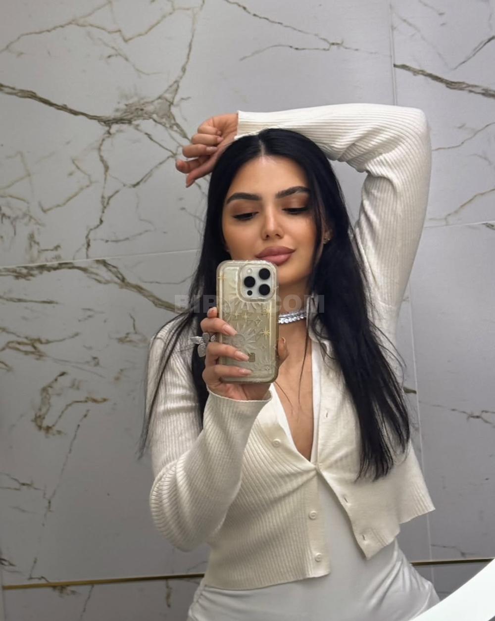 Masaj xidmeti. Maya xanım.