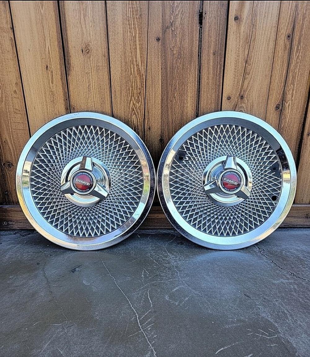 Ehtiyat hissələri və aksessuarlar