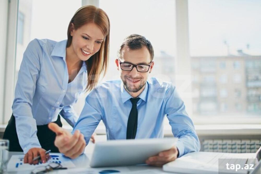 İş təklif edirəm