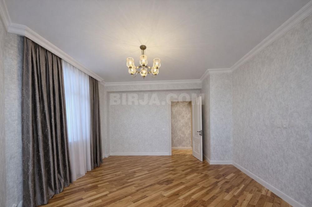 Satılır 3 otaqlı, Bakıxanov q.