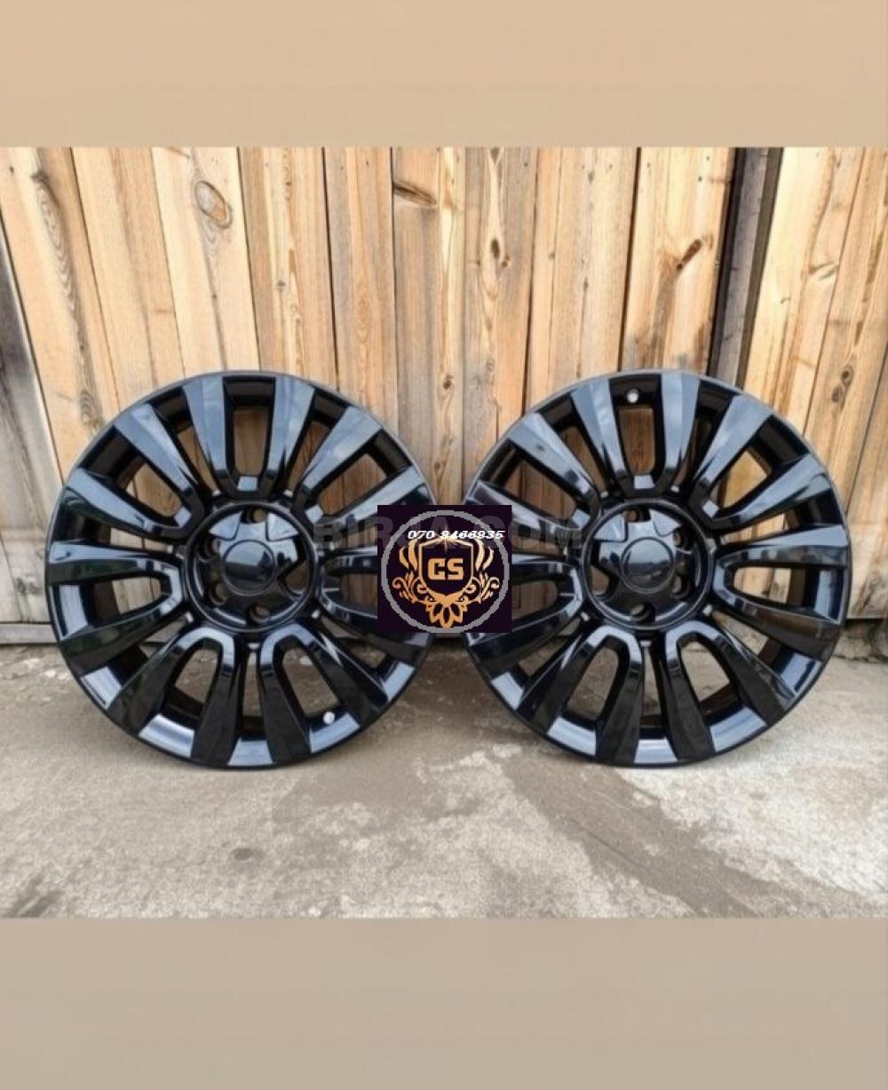 Ehtiyat hissələri və aksessuarlar