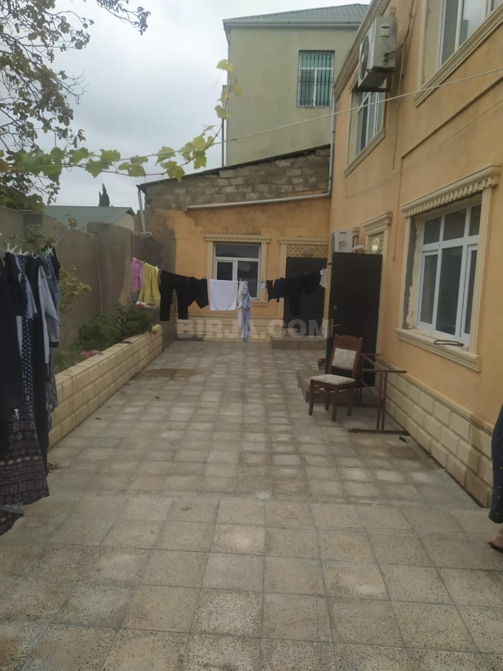 Satılır 2 otaqlı, Bakıxanov qəs.