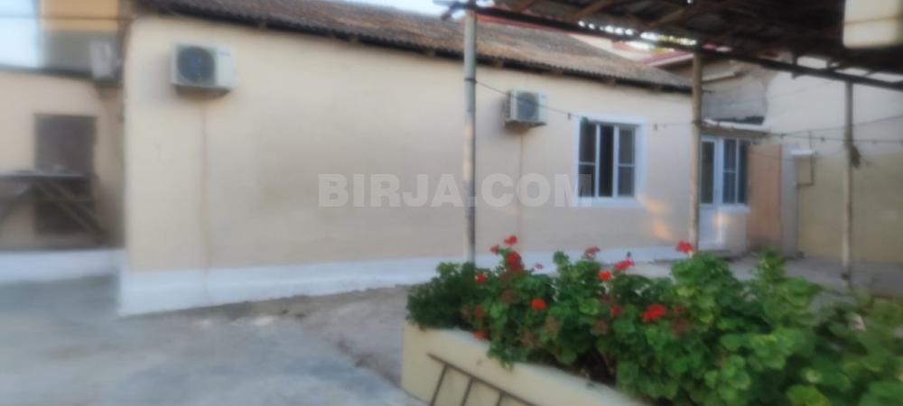 Satılır həyət evi, Bakıxanov qəs.