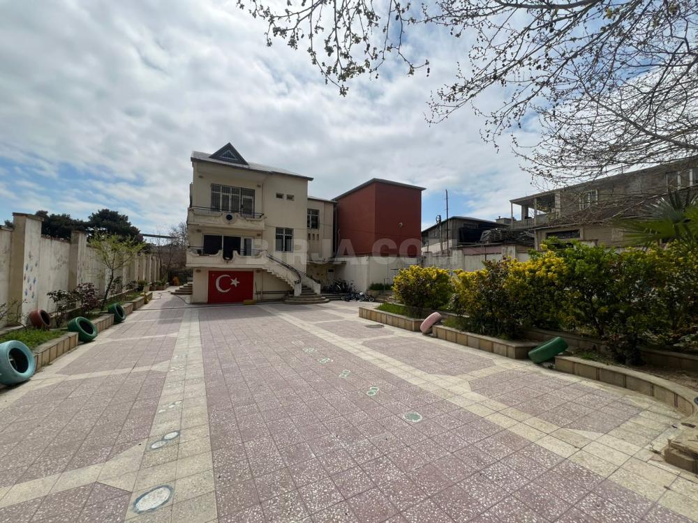 İcarəyə villa, Şərifzadə küç. — İcarə