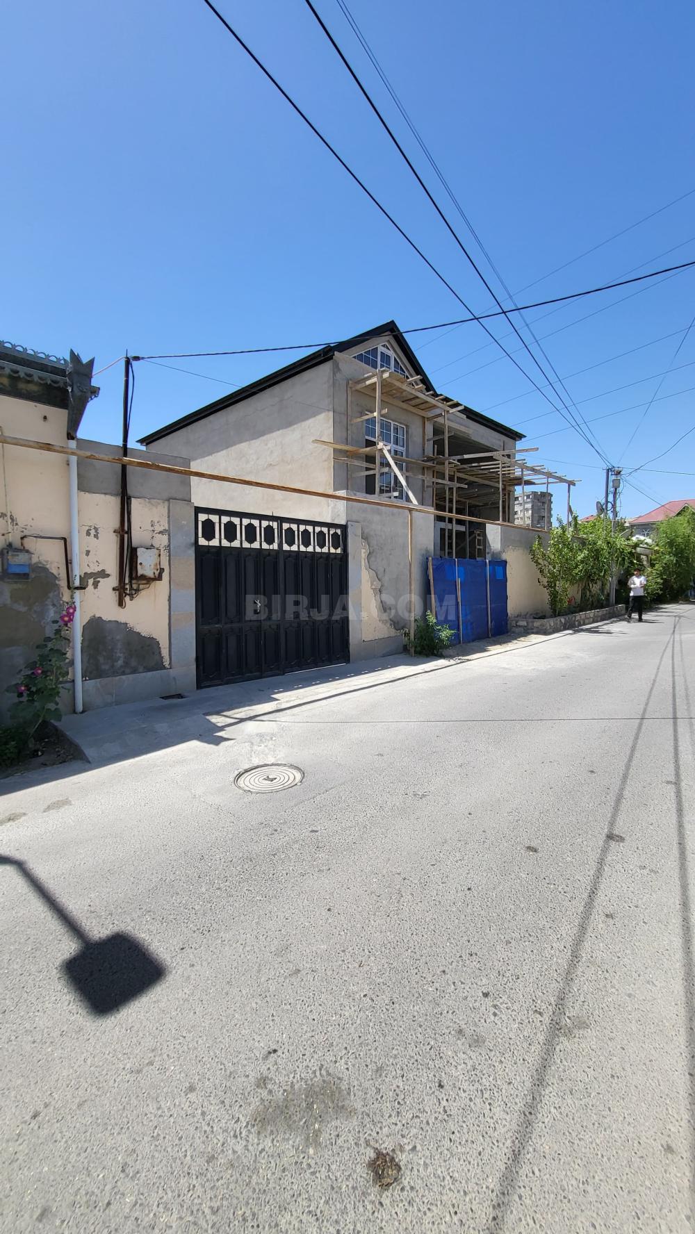 Satılır həyət evi,  Qaraçuxur q.