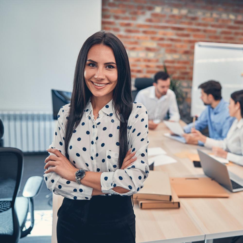 İş təklif edirəm