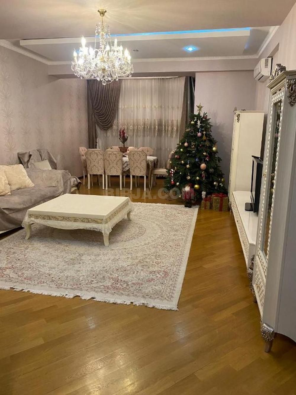 Satılır 2 otaqlı, Təbriz küç. — Satılır