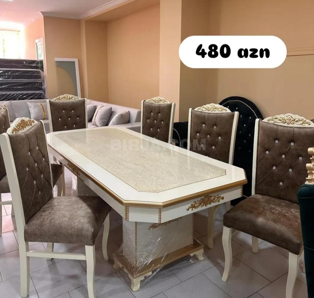 Masa dəsti satılır