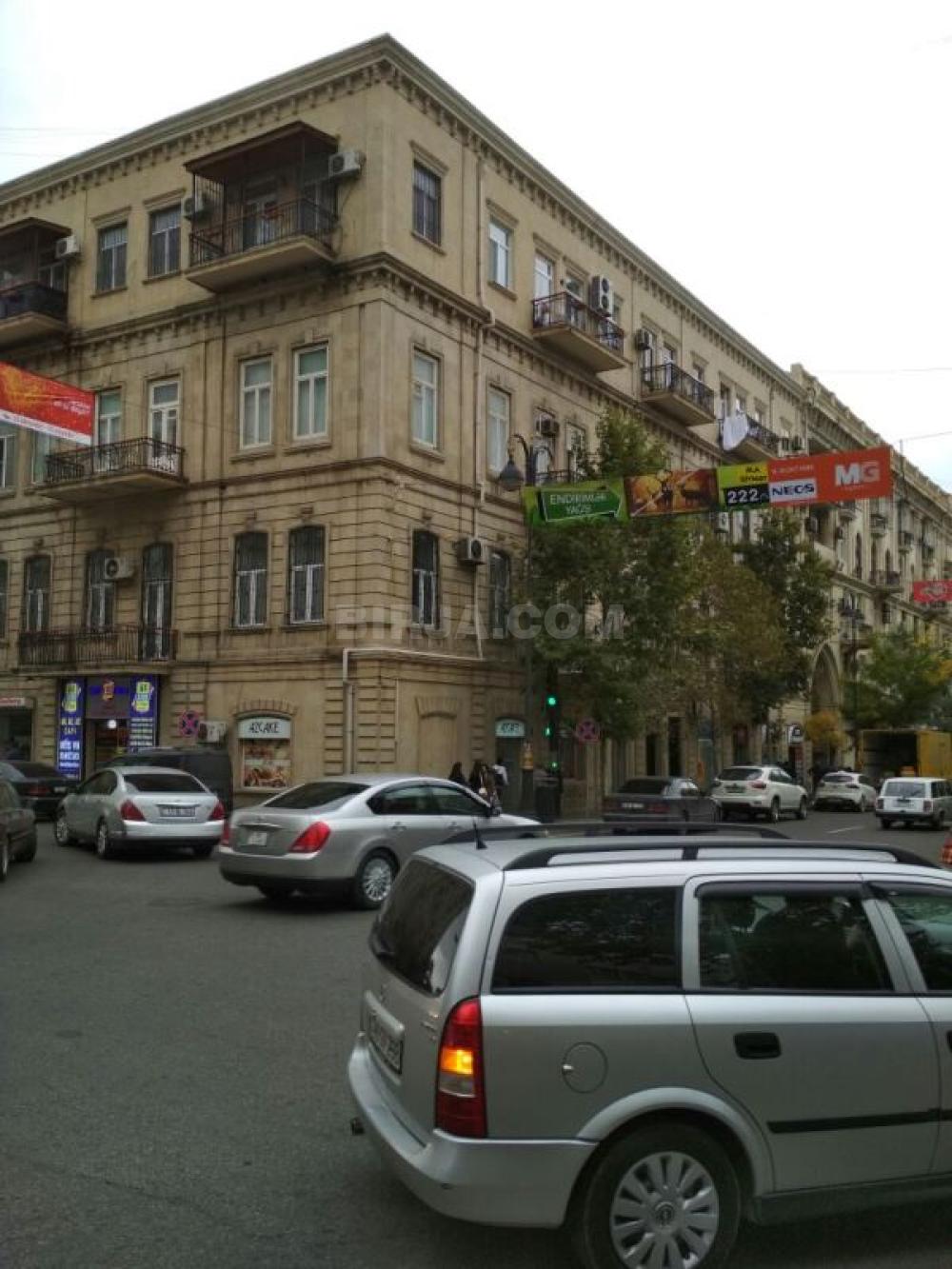Satılır 4 otaqlı, m.28 May