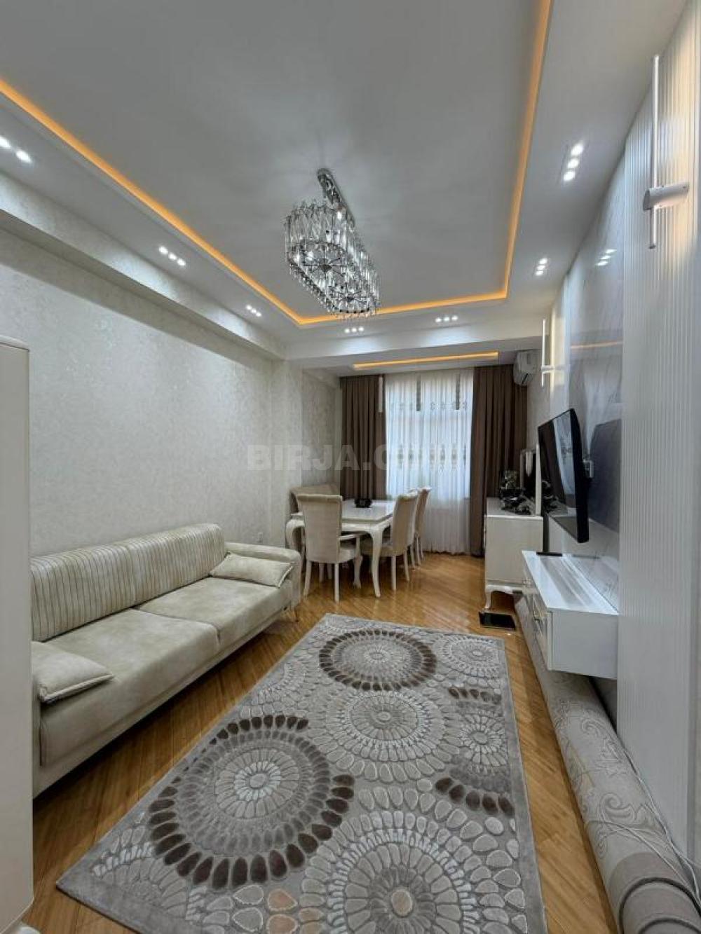 Memar əcəmi m/s yaxın 3 otaqlı mənzil satılır