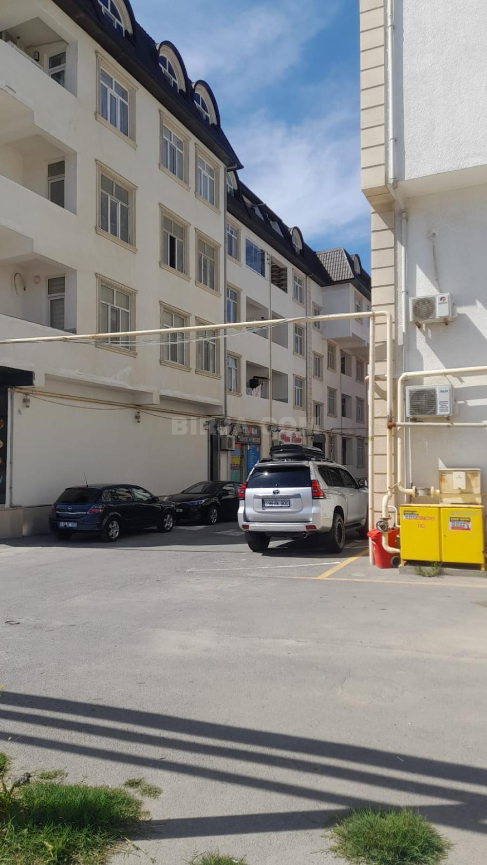Satılır 2 otaqlı, Qaraçuxur q.