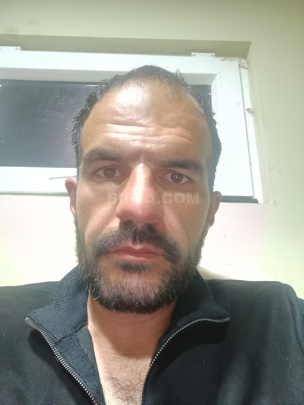 İş axtarıram