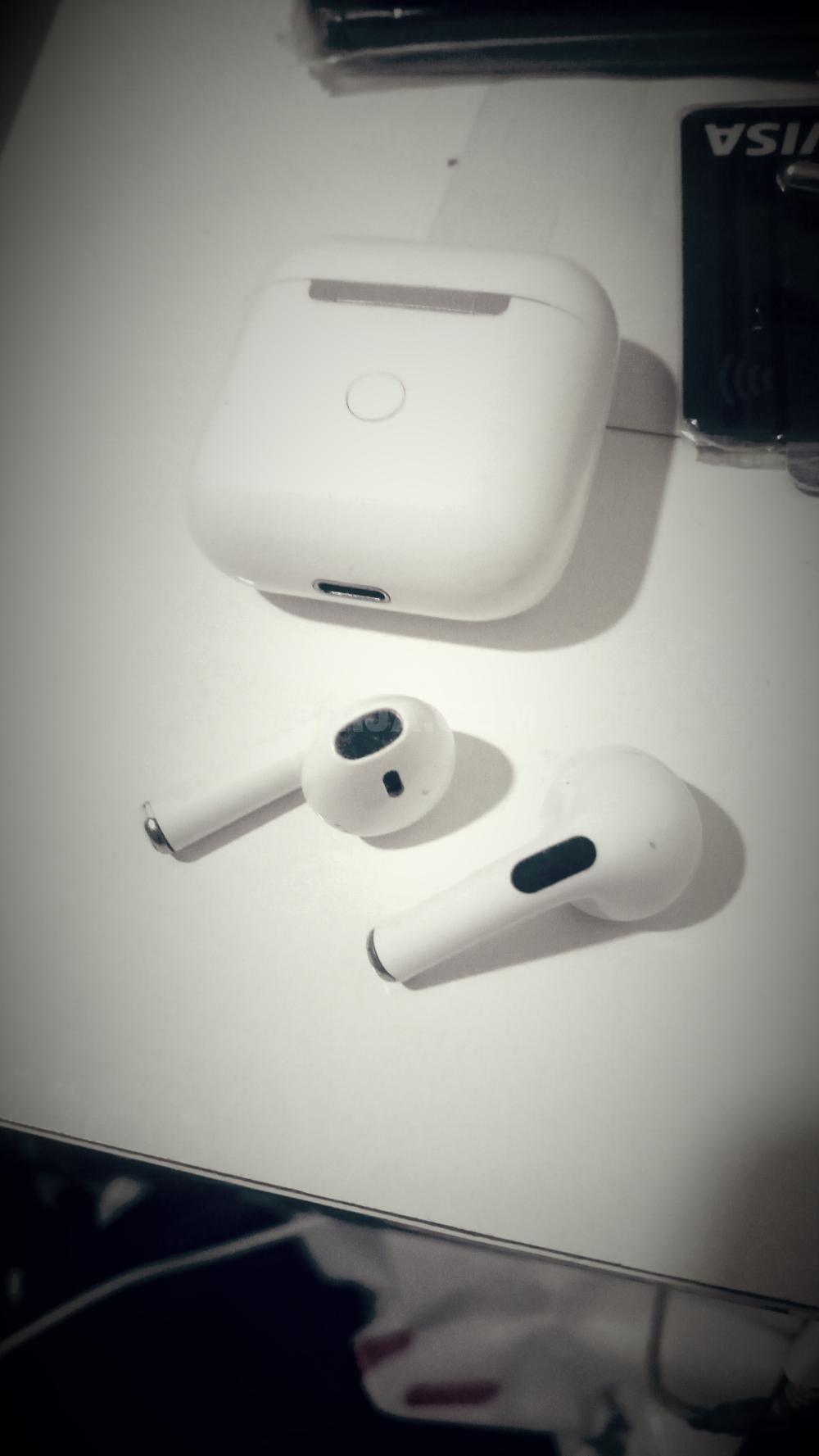 Apple aipods