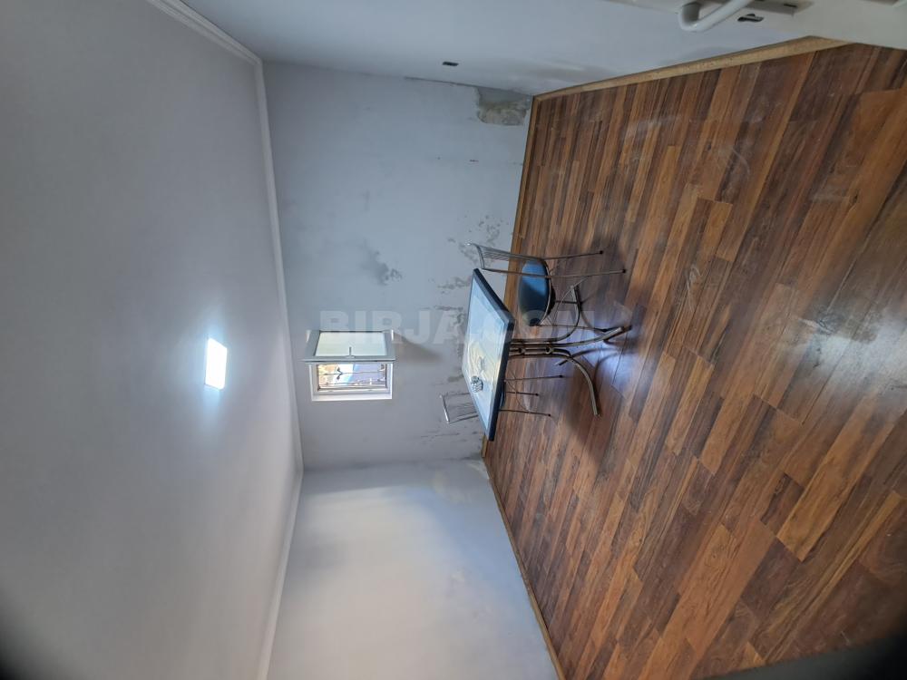 Satılır həyət evi, Yasamal — Satılır