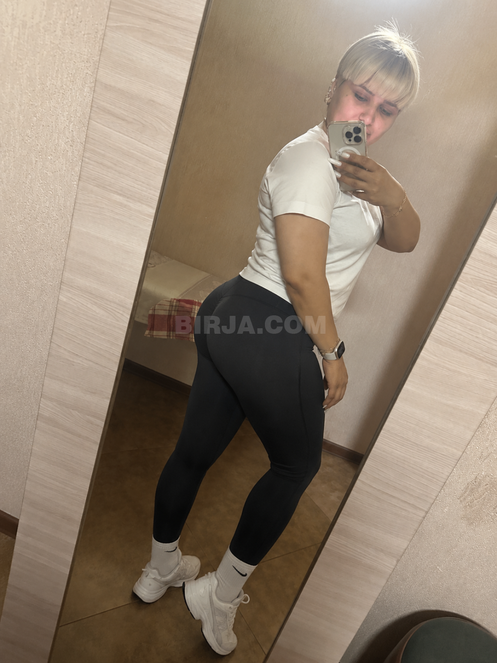 Seyyar masaj ve salon xidmeti movcuddur