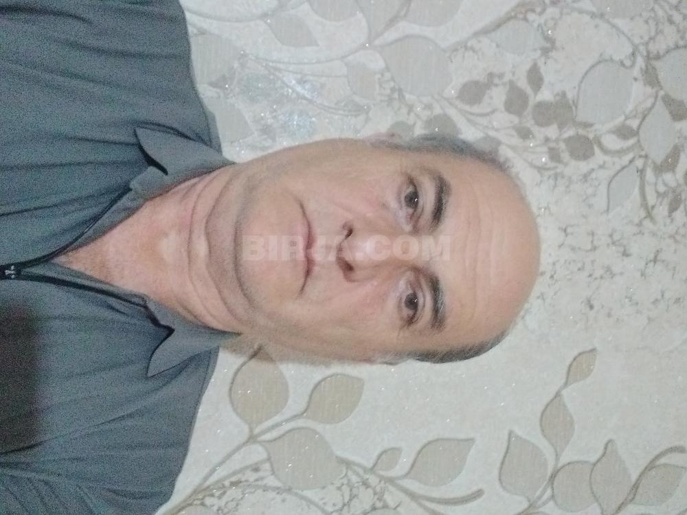 İş axtarıram