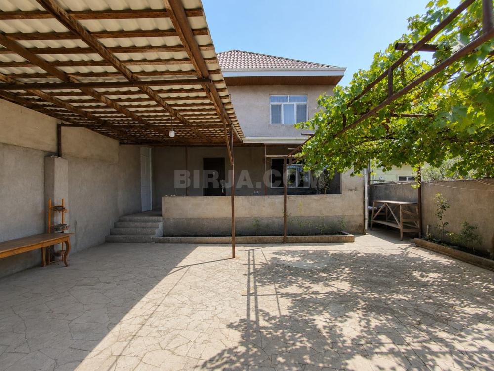 Satılır həyət evi, Əmircan qəs.