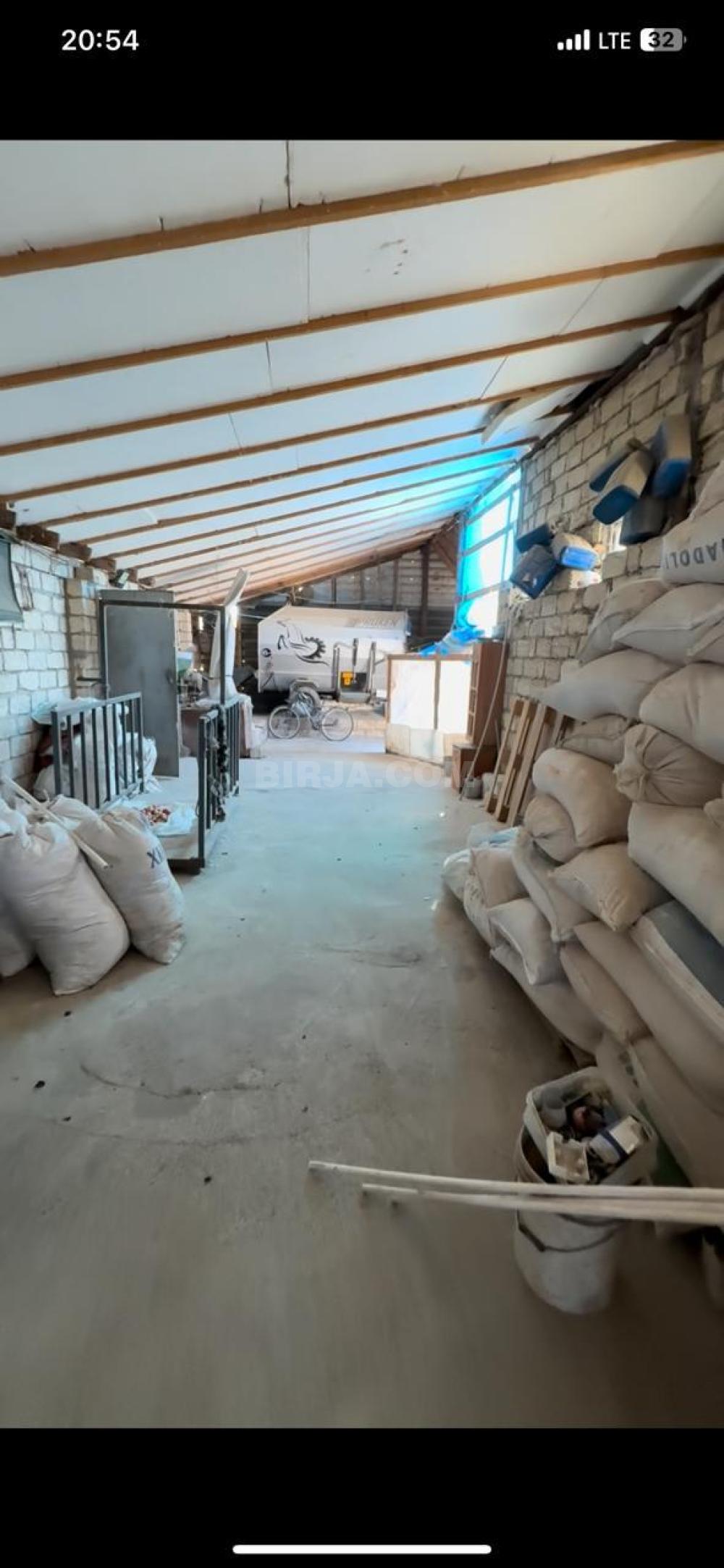 İcarəyə anbar, Sədərək ticarət mərkəzinin yaxınlığında